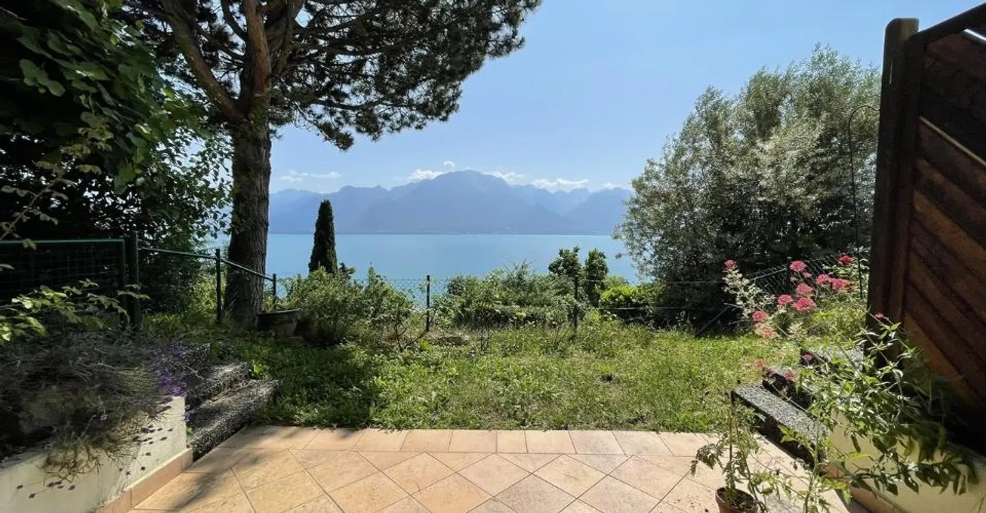 Affascinante Casa Familiare con Vista - Foto 4 di 10