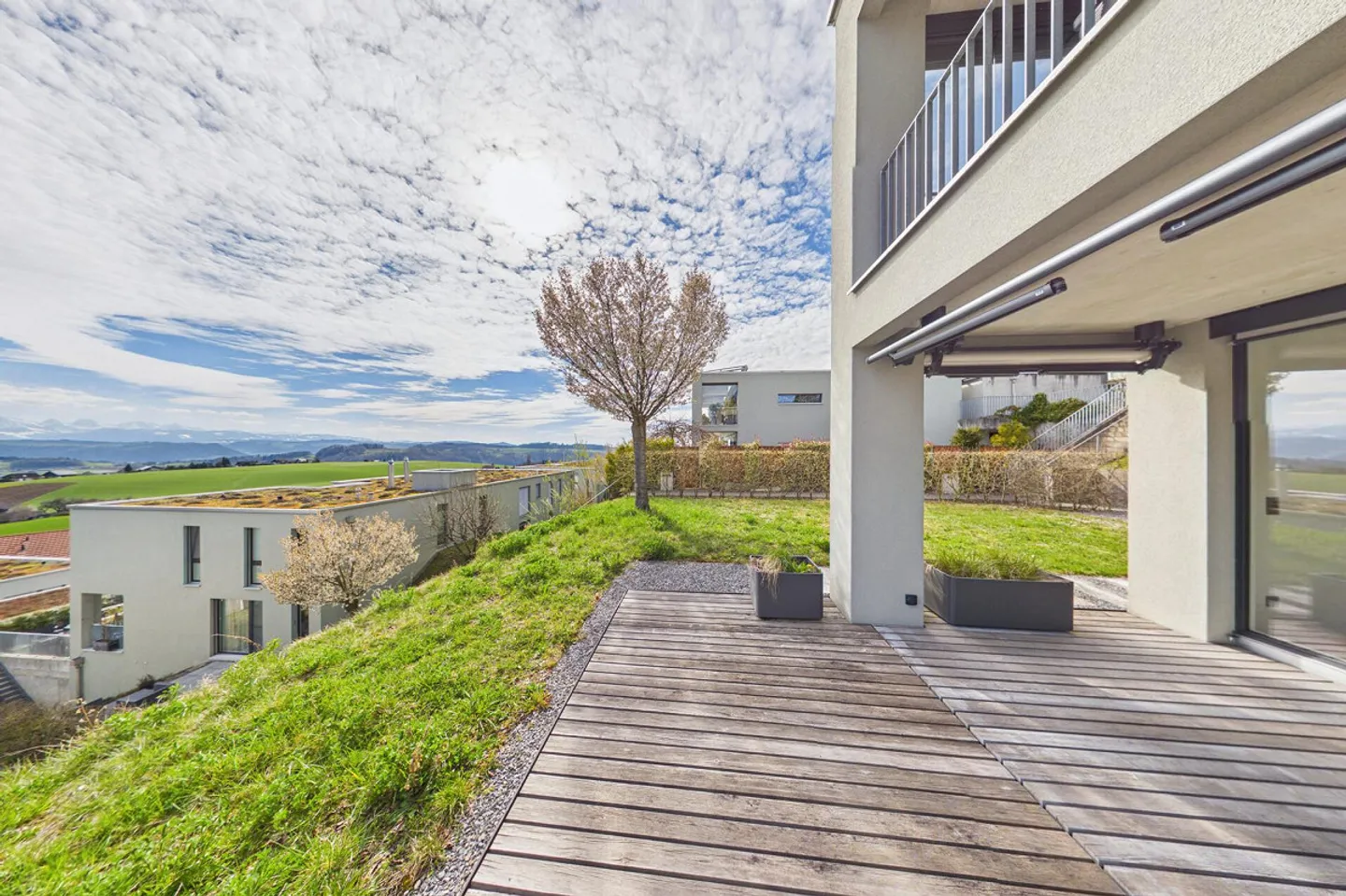 Appartement de jardin exclusif dans un emplacement de rêve - Photo 2 sur 15