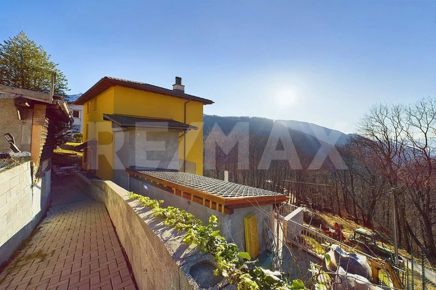 IN VENDITA: Casa indipendente con vista panoramica a Colla - Foto 13 di 13