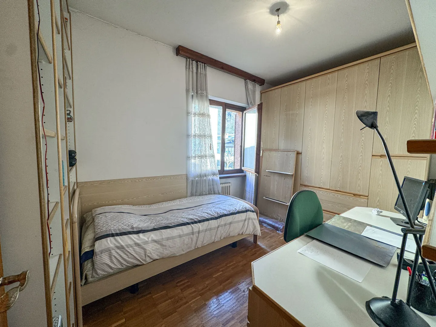 Maison unifamiliale/bifamiliale à Taverne - Photo 2 sur 15