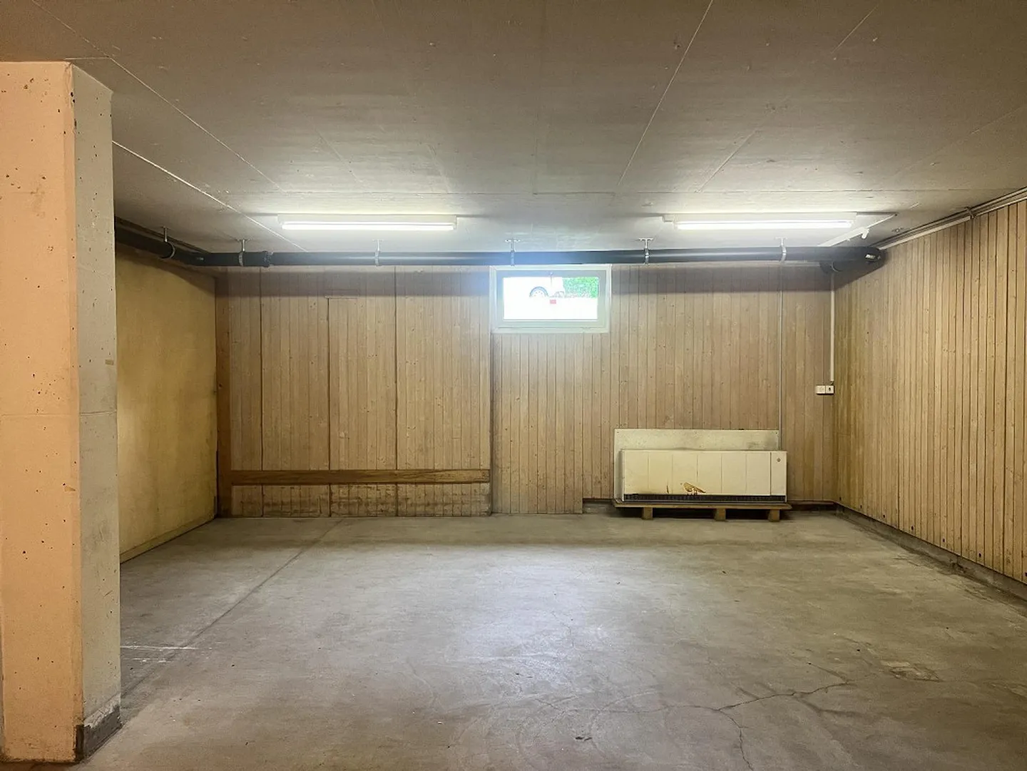 Espace de stockage / hobby polyvalent (62 m²) à Abtwil SG – Disponible immédiatement - Photo 6 sur 9