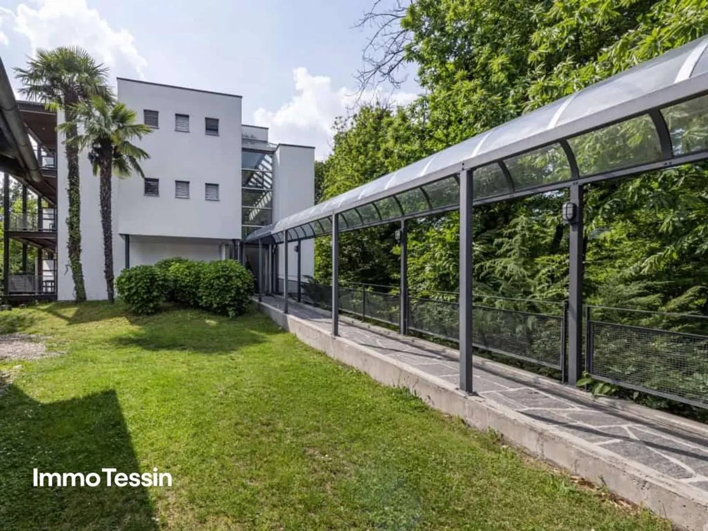 EINMALIGE GELEGENHEIT: Hotel mit 33 Zimmer & Feriendorf mit 20 Bung... - Foto 6 von 13