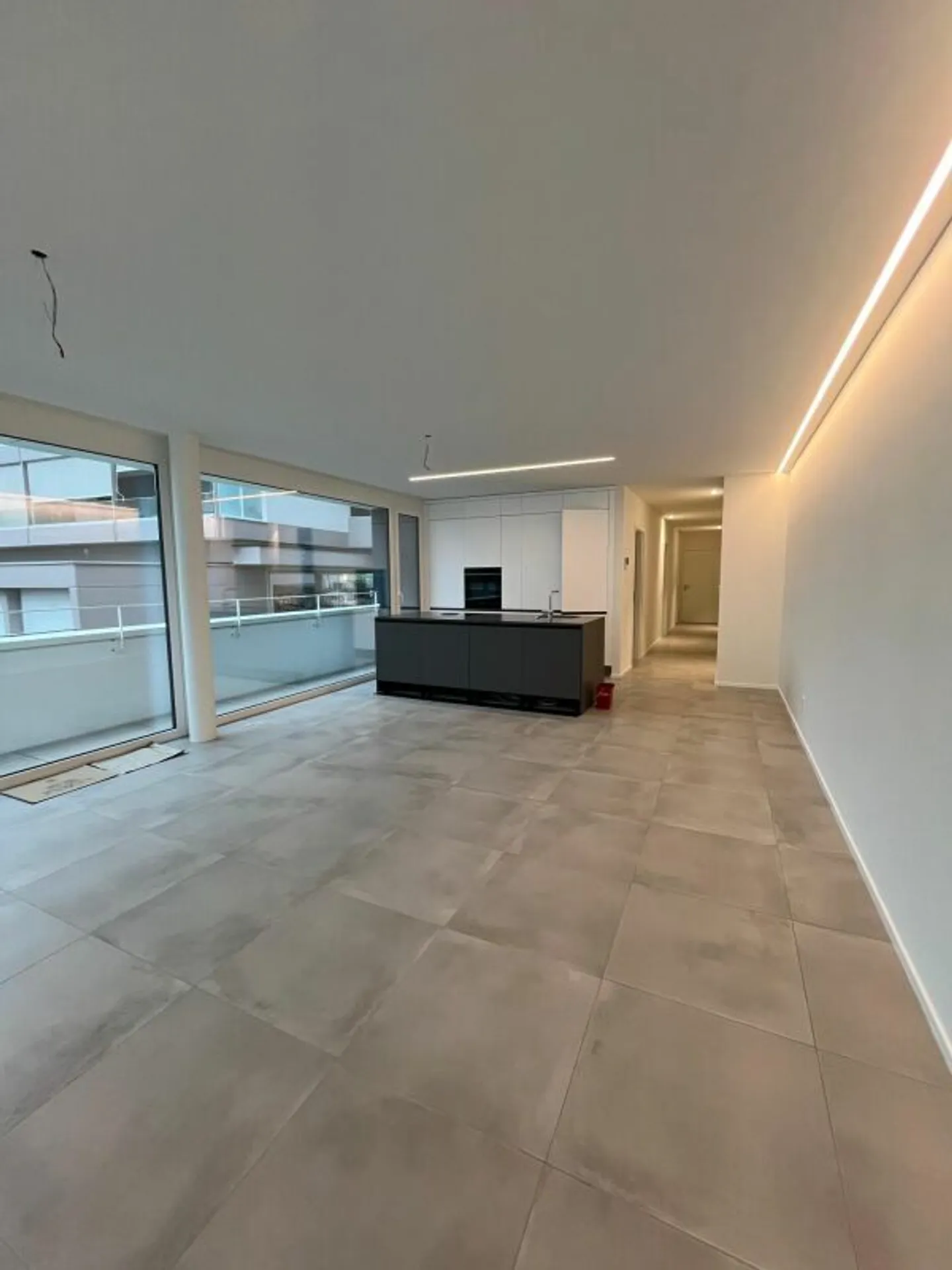 NOUVEAU BÂTIMENT - DERNIERS APPARTEMENTS DE 3.5 PIÈCES À SOLDUNO - Photo 1 sur 7