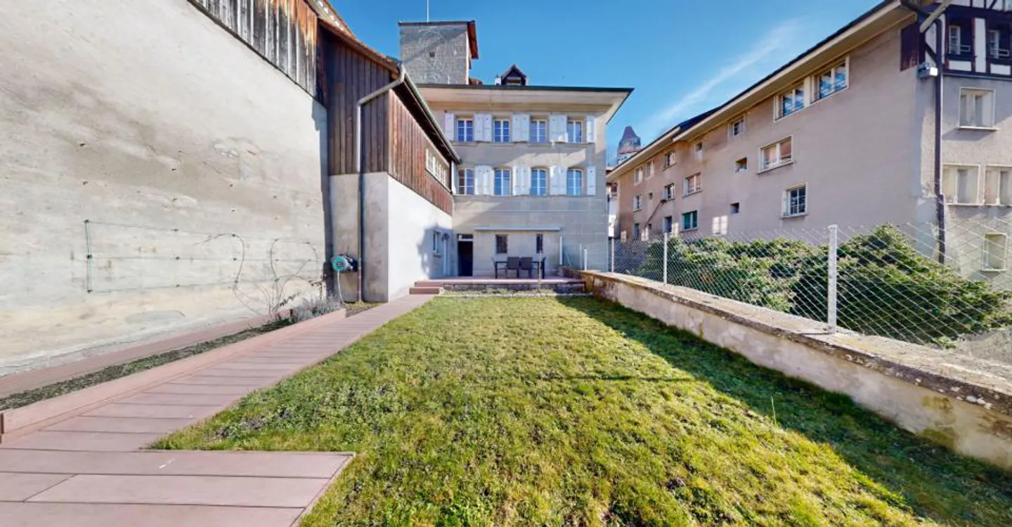 Majestätische Villa im Herzen von Fribourg - Foto 1 von 15