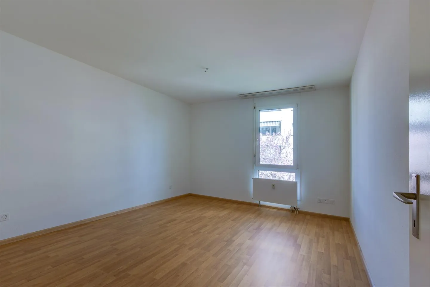 Apartment for rent - Photo 9 of 11