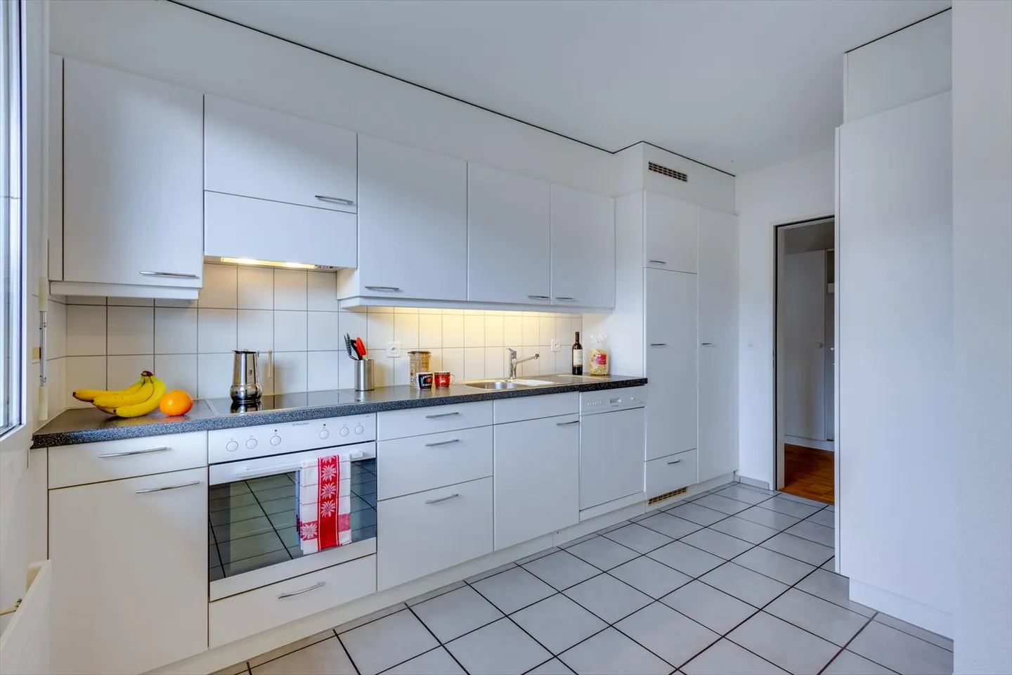 Apartment for rent - Photo 5 of 11