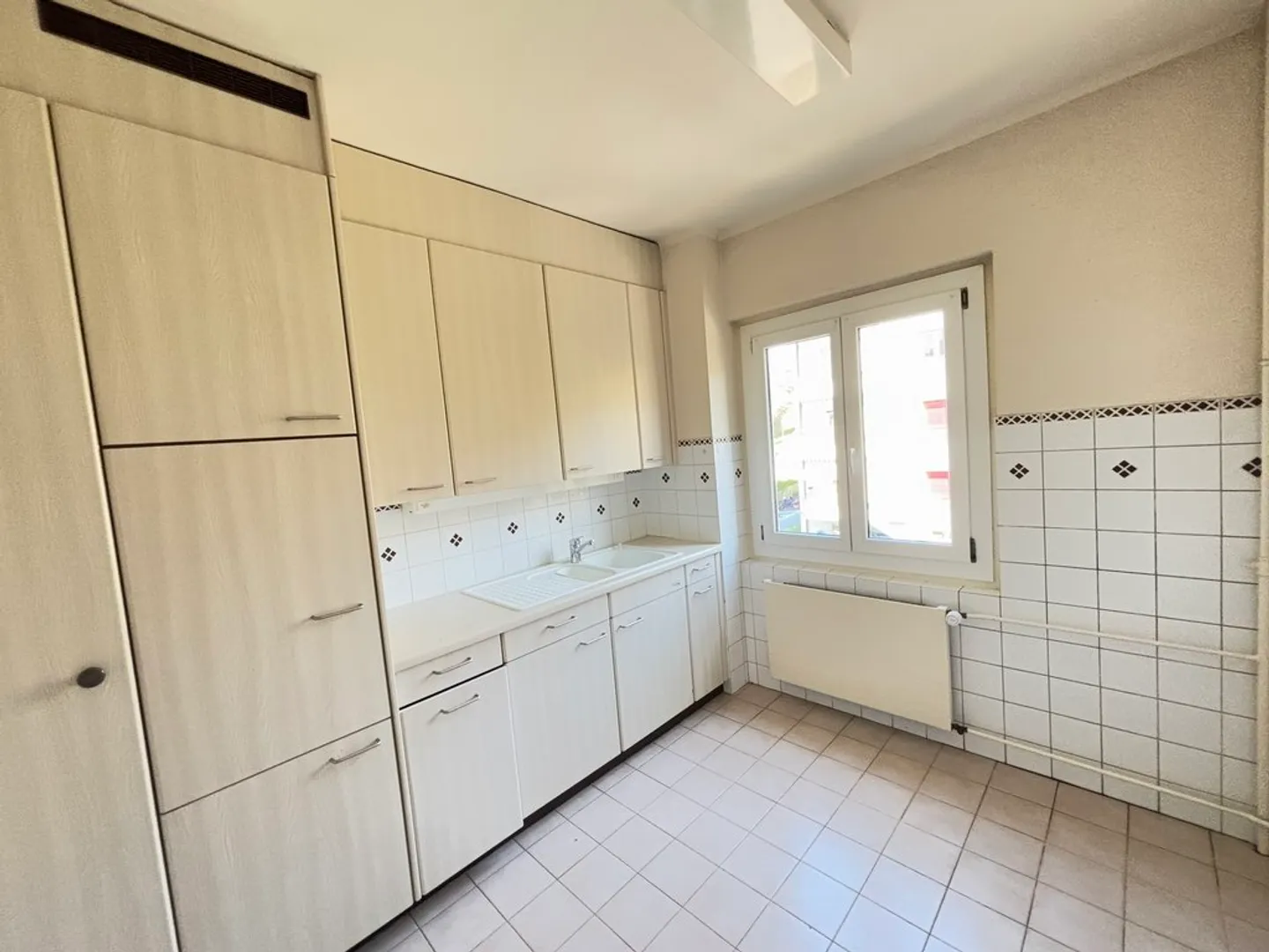 Appartamento Incantevole con Vista Lago - Foto 4 di 6