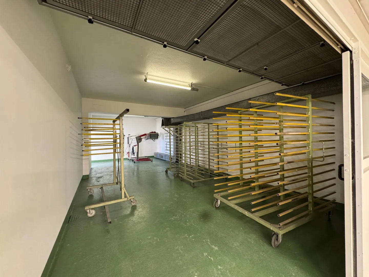 Verkauf oder Vermietung von Gewerbe-/Büro-/Verwaltungsimmobilie mit Büros in Balerna - Foto 29 von 33