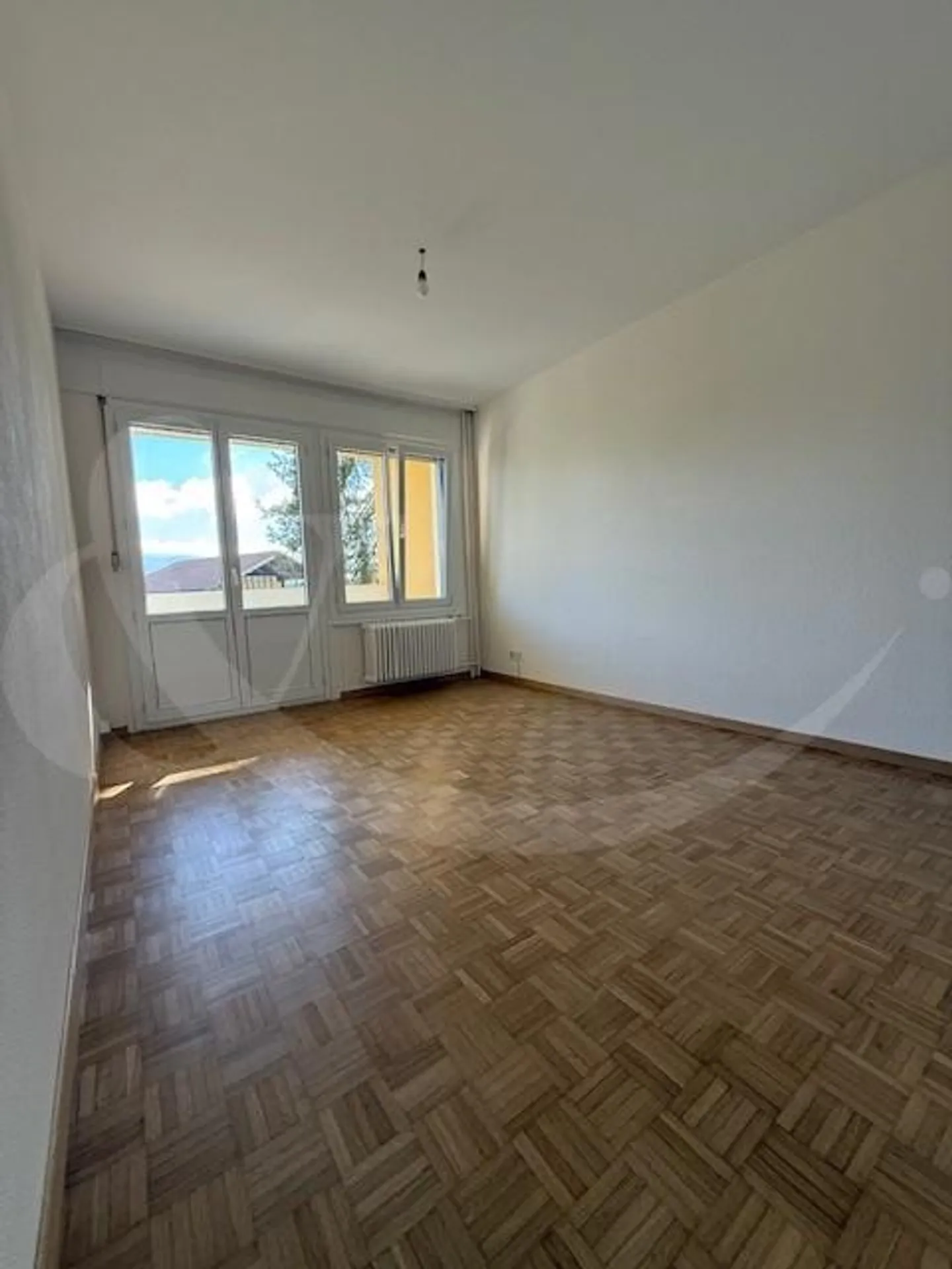 48A Rte de Gy, pleasant apartment with 4.5 rooms - Photo 1 of 5