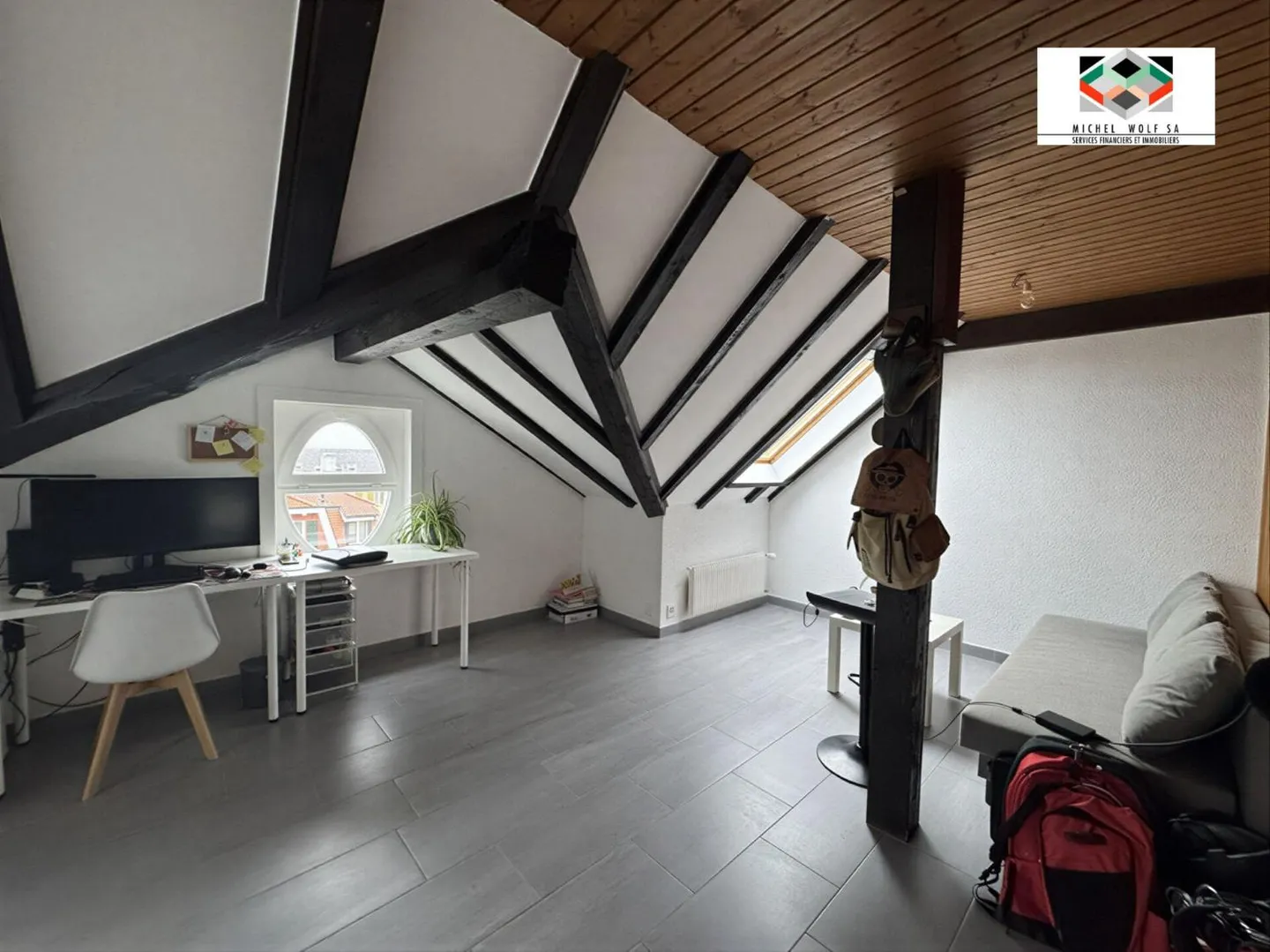 Bel appartamento di 2 stanze a Peseux - Foto 2 di 7
