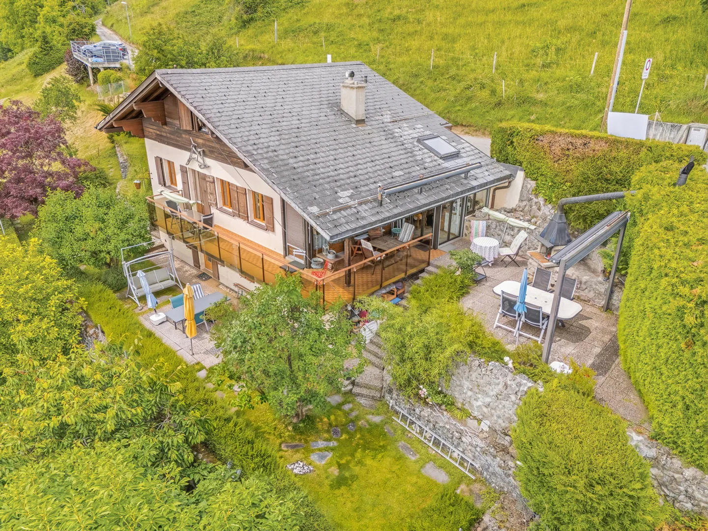 Chalet with exceptional panorama over Lake Geneva! - Photo 5 of 19
