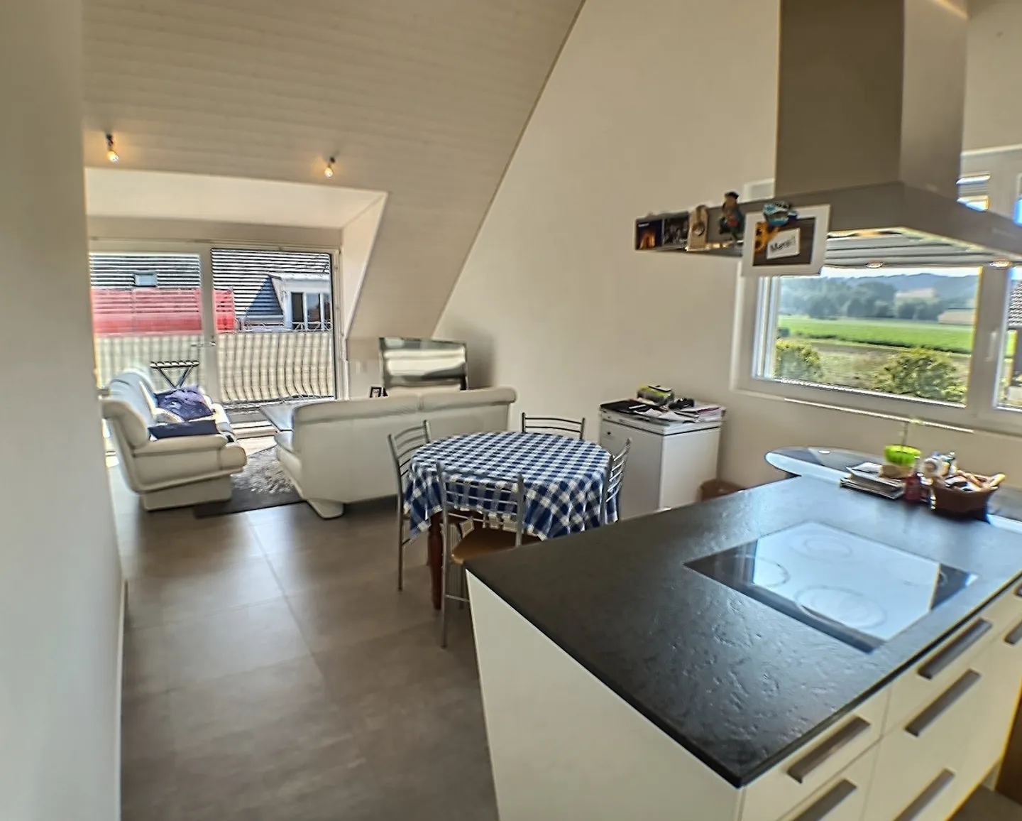 2.5-room penthouse apartment in Cudrefin / VD - Photo 1 of 10