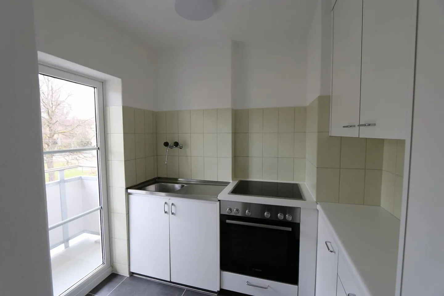 Unique opportunity in the Niklausen district - Photo 5 of 8