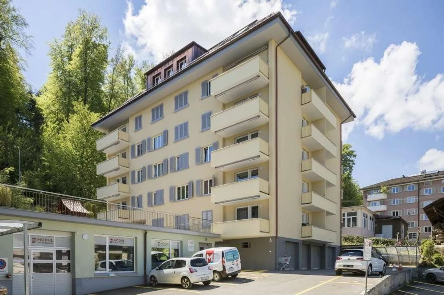 Aussen Parkplatz zu vermieten - Foto 1 von 1