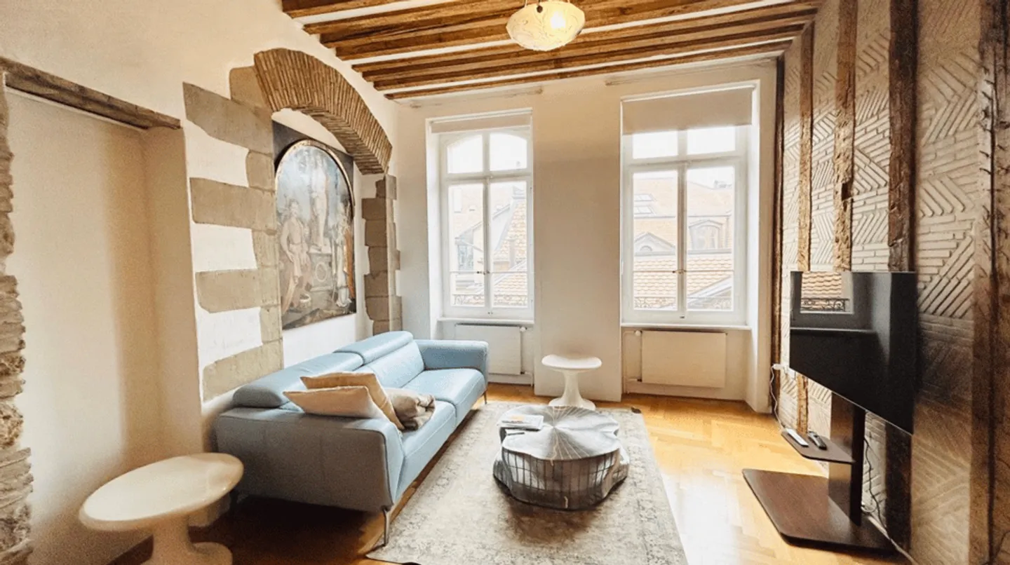 Beautiful apartment with large terrace in the heart of the old town - Photo 3 of 7