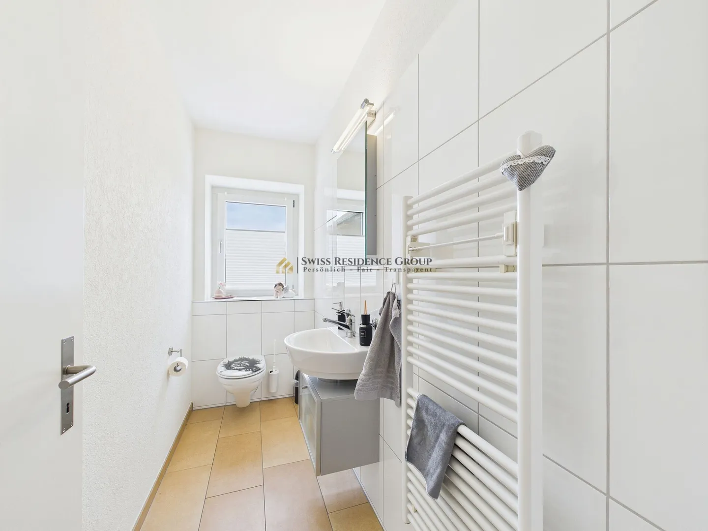 Casa unifamiliare adatta alle famiglie in una posizione tranquilla - Foto 5 di 10