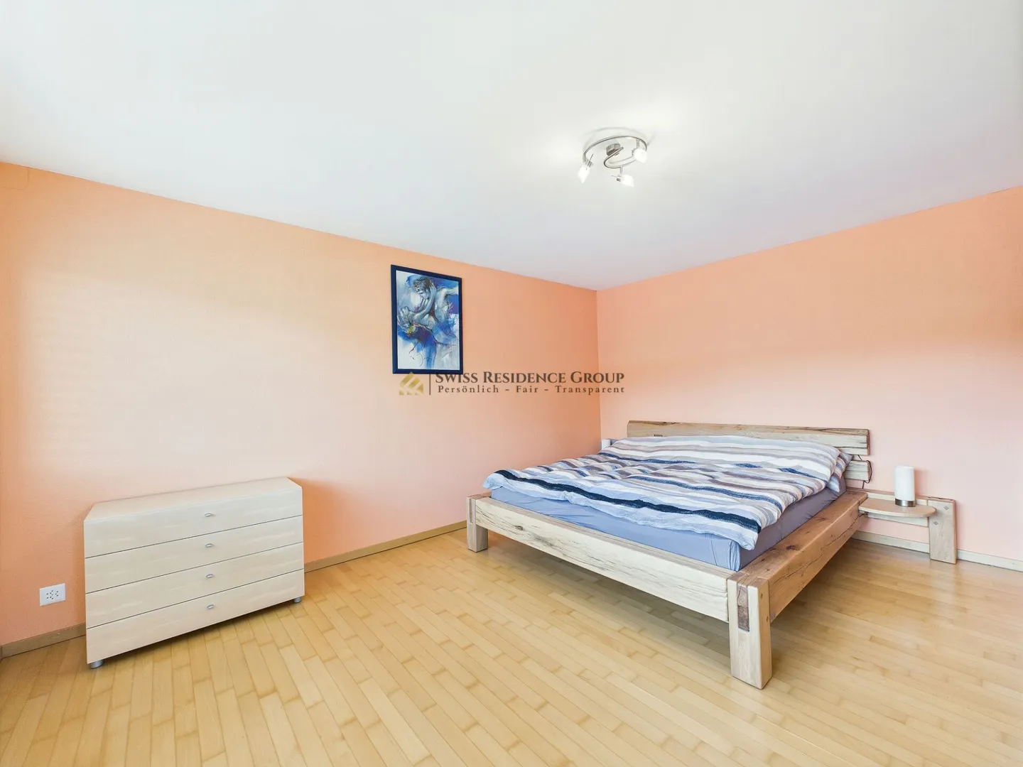 Casa unifamiliare adatta alle famiglie in una posizione tranquilla - Foto 7 di 10