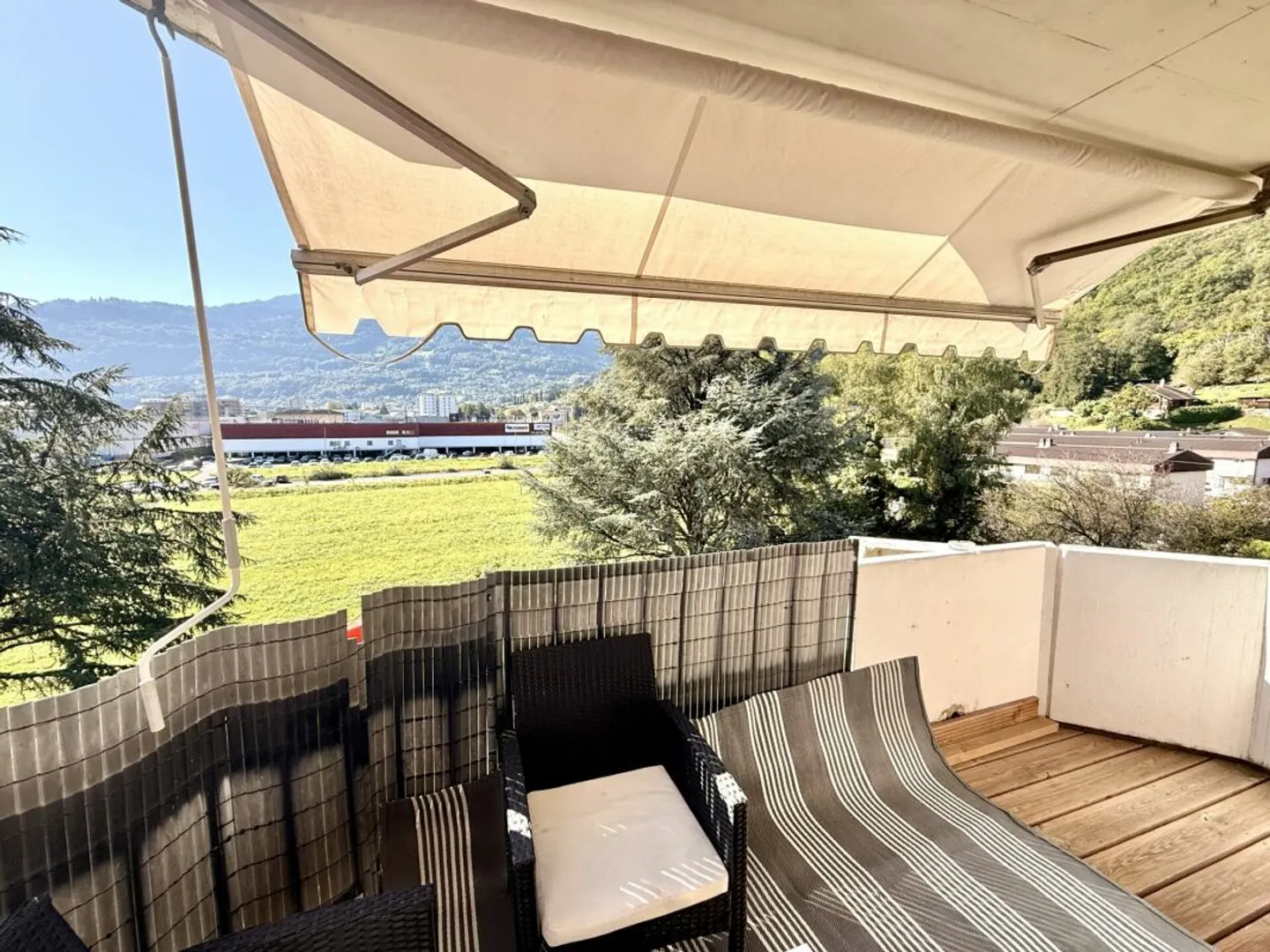 Bright Apartment in Monthey - Photo 8 of 18