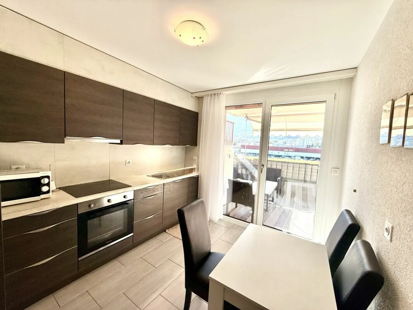 Bright Apartment in Monthey - Photo 9 of 18