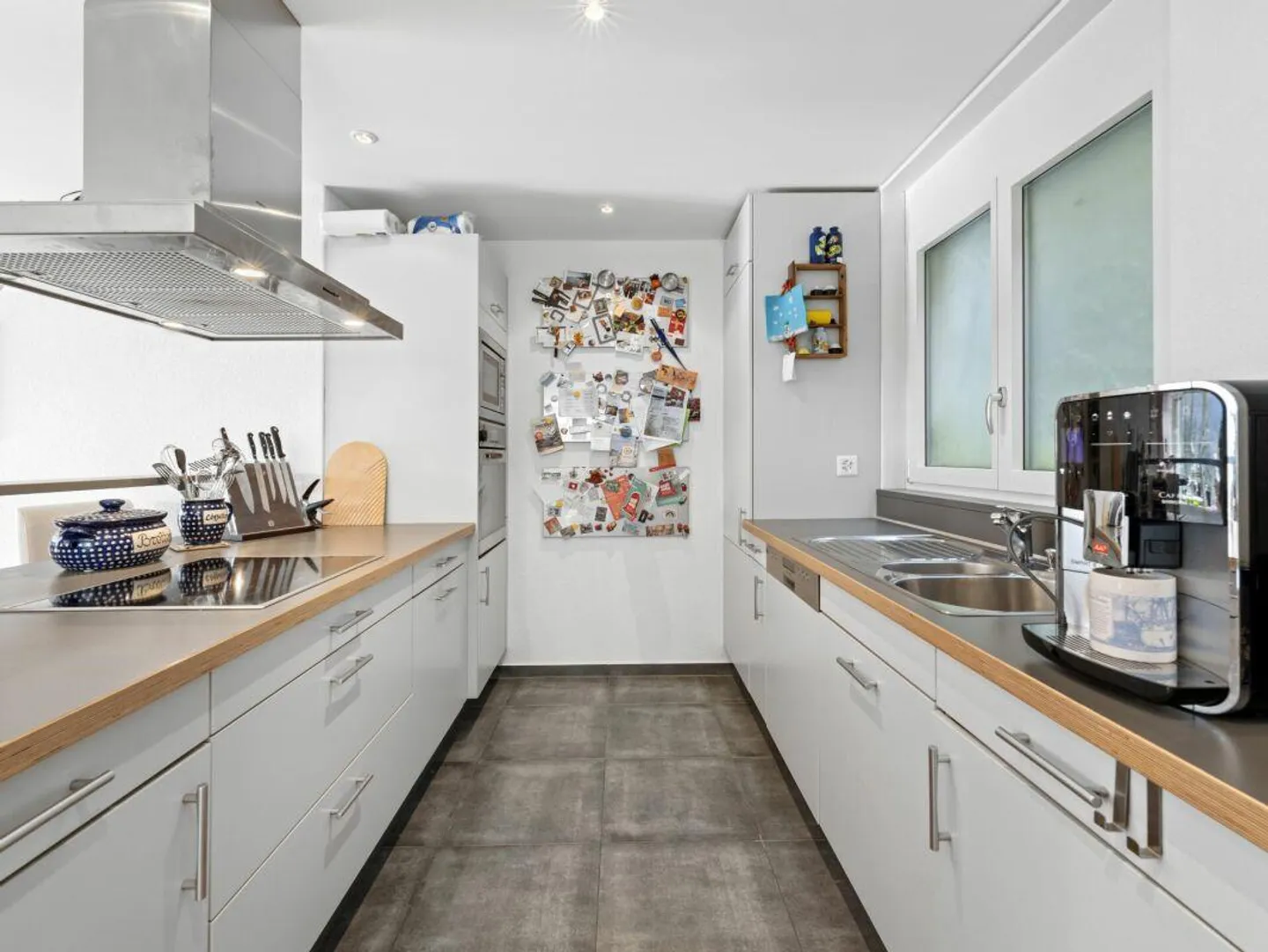 Living culture in elevated location - Photo 3 of 9