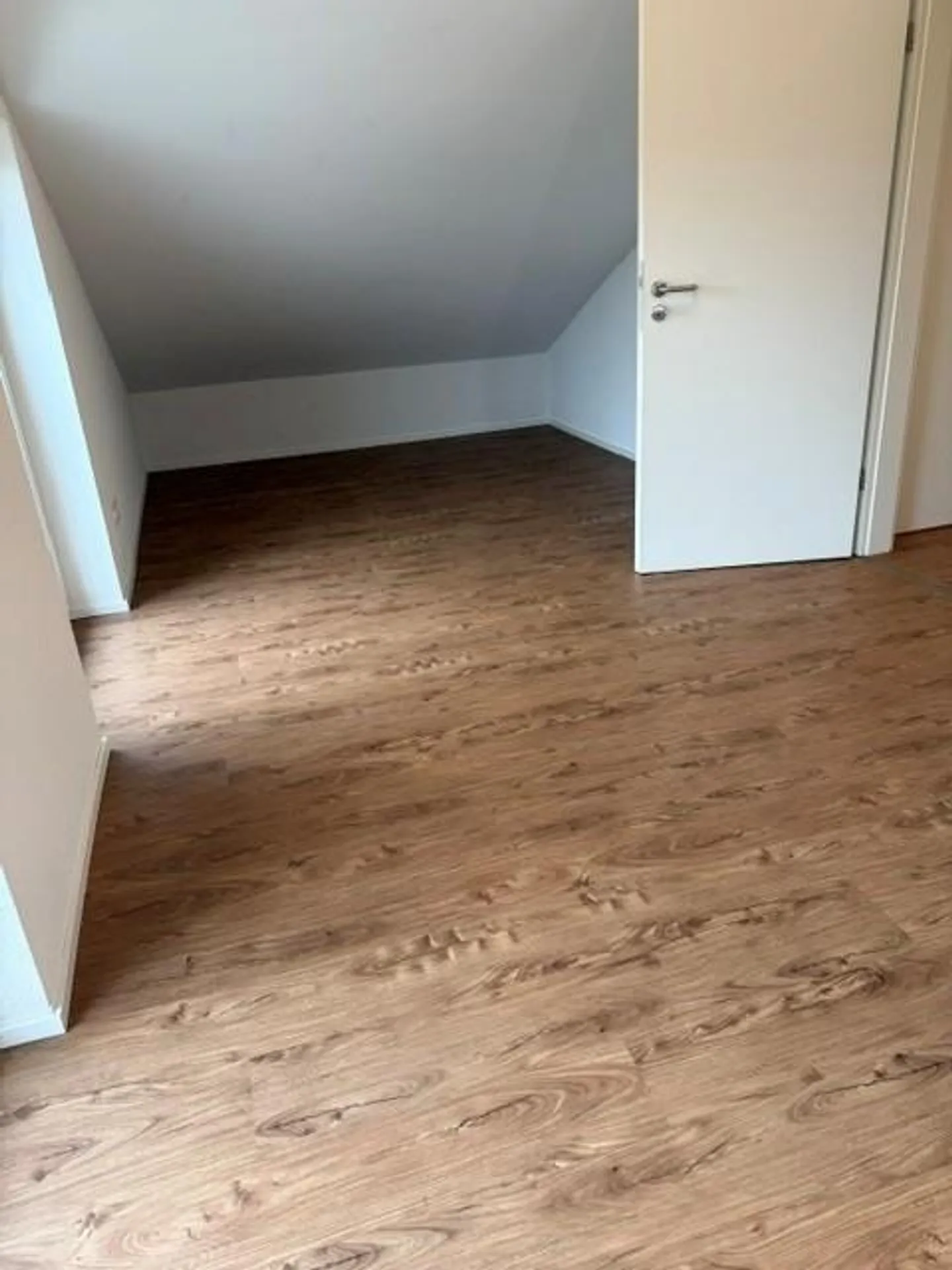Charming 2.5 Room Attic Apartment - Photo 12 of 16
