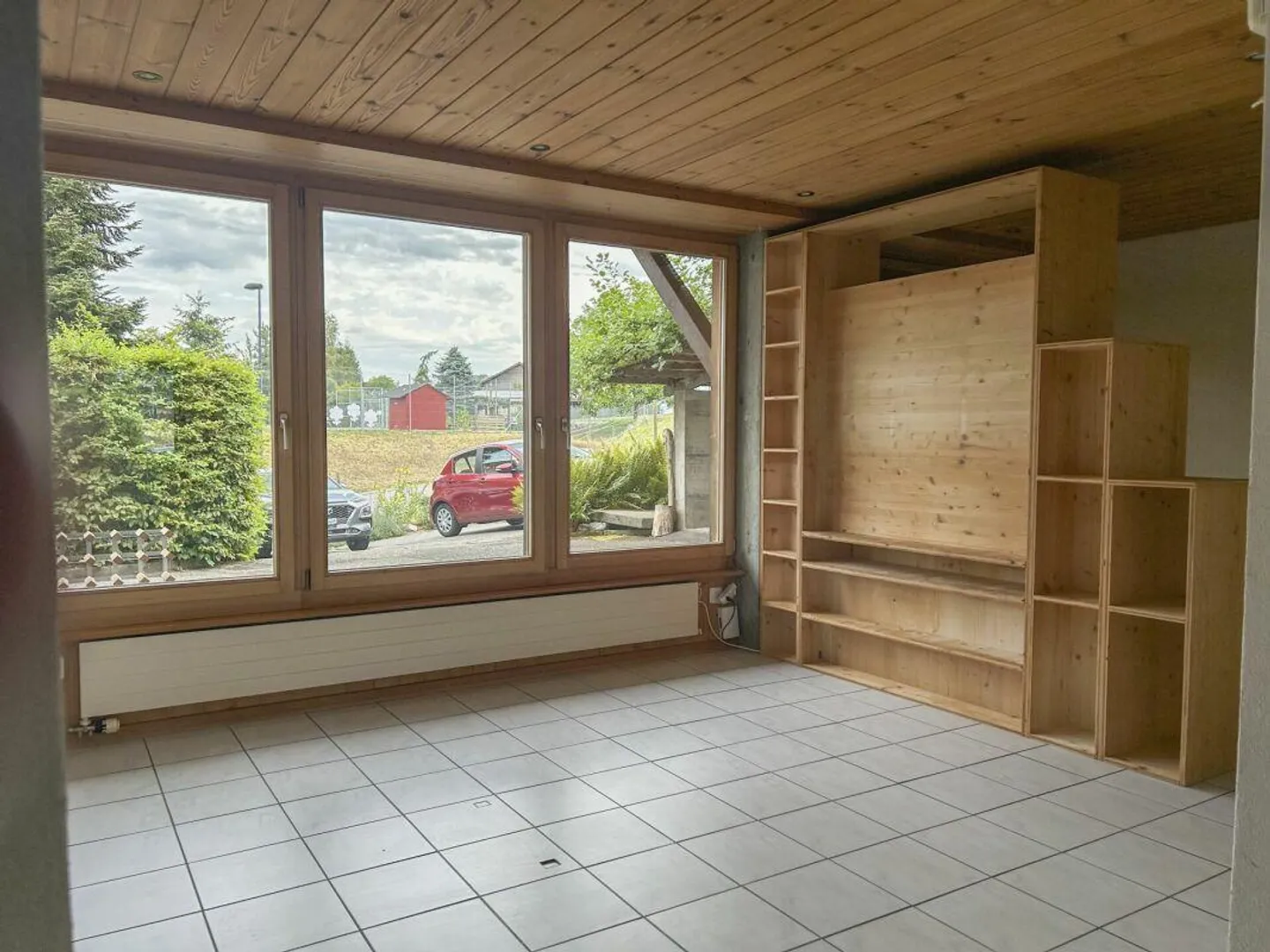 Geräumiges Familienhaus mit Garten - Foto 8 von 22