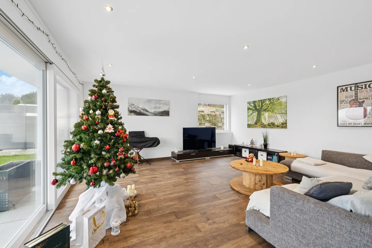 Coup de cœur: contemporary house with panoramic view - Photo 6 of 13