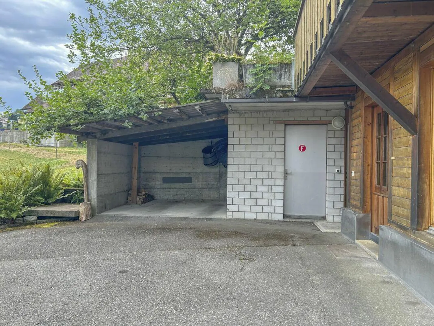 Geräumiges Familienhaus mit Garten - Foto 15 von 22