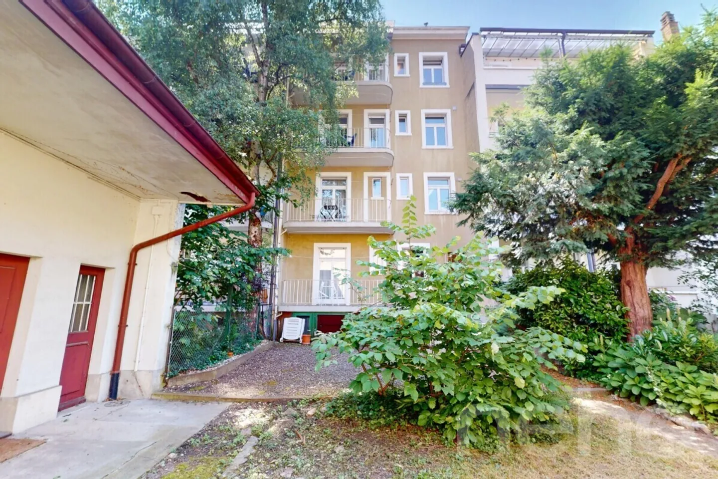 Mehrfamilienhaus mit Ausbaureserve im Herzen von Basel - Foto 9 von 13