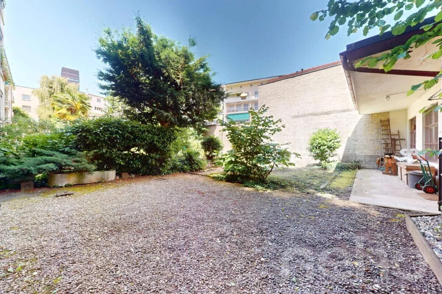 Mehrfamilienhaus mit Ausbaureserve im Herzen von Basel - Foto 10 von 13