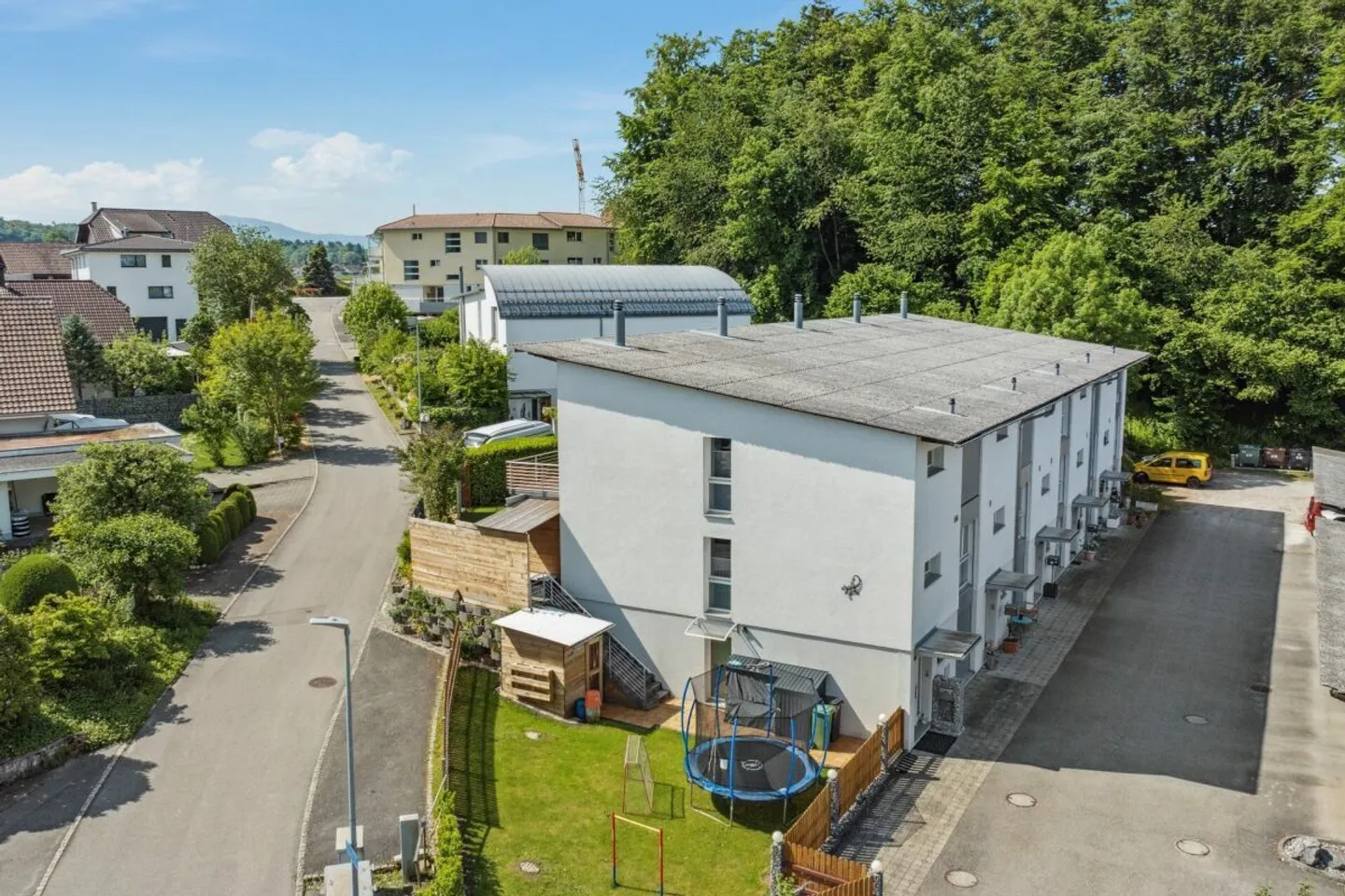 Felicità abitativa a Düdingen - Foto 1 di 18