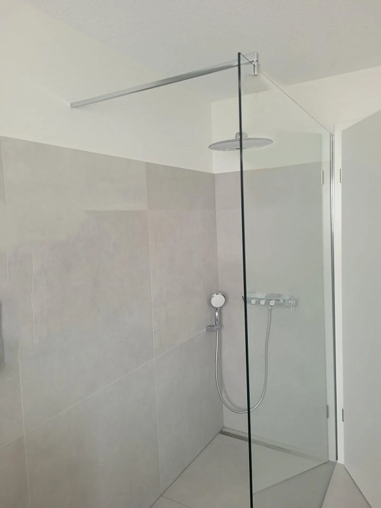 Appartamento elegante con finiture di alta qualità e cucina di design - Foto 4 di 6