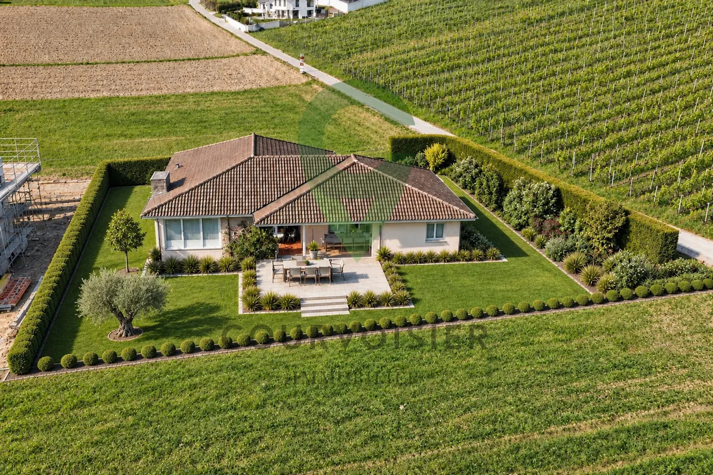 Charming Villa with Potential - Photo 4 of 16