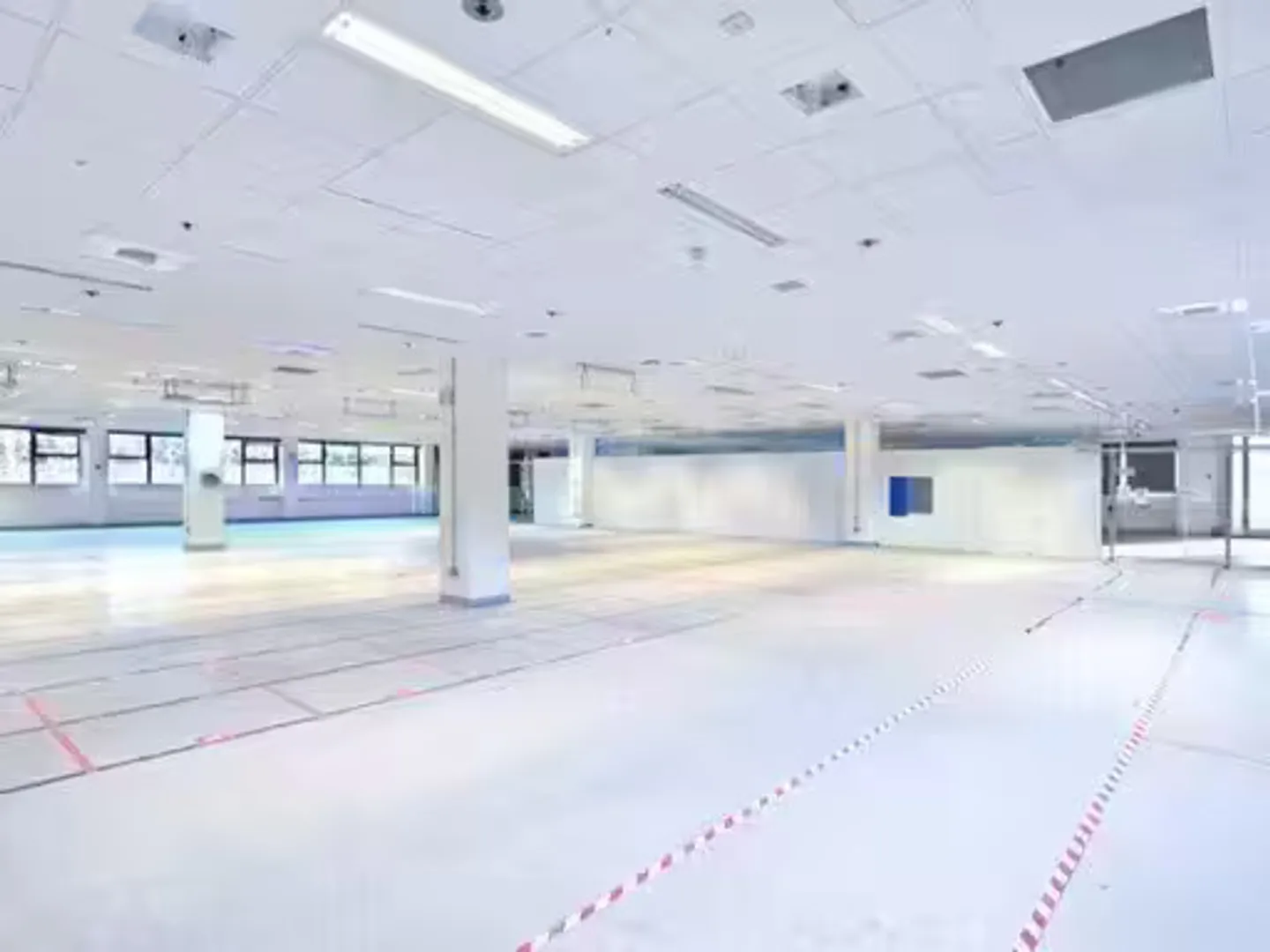 Espace Bureau/Showroom Polyvalent - Photo 1 sur 1