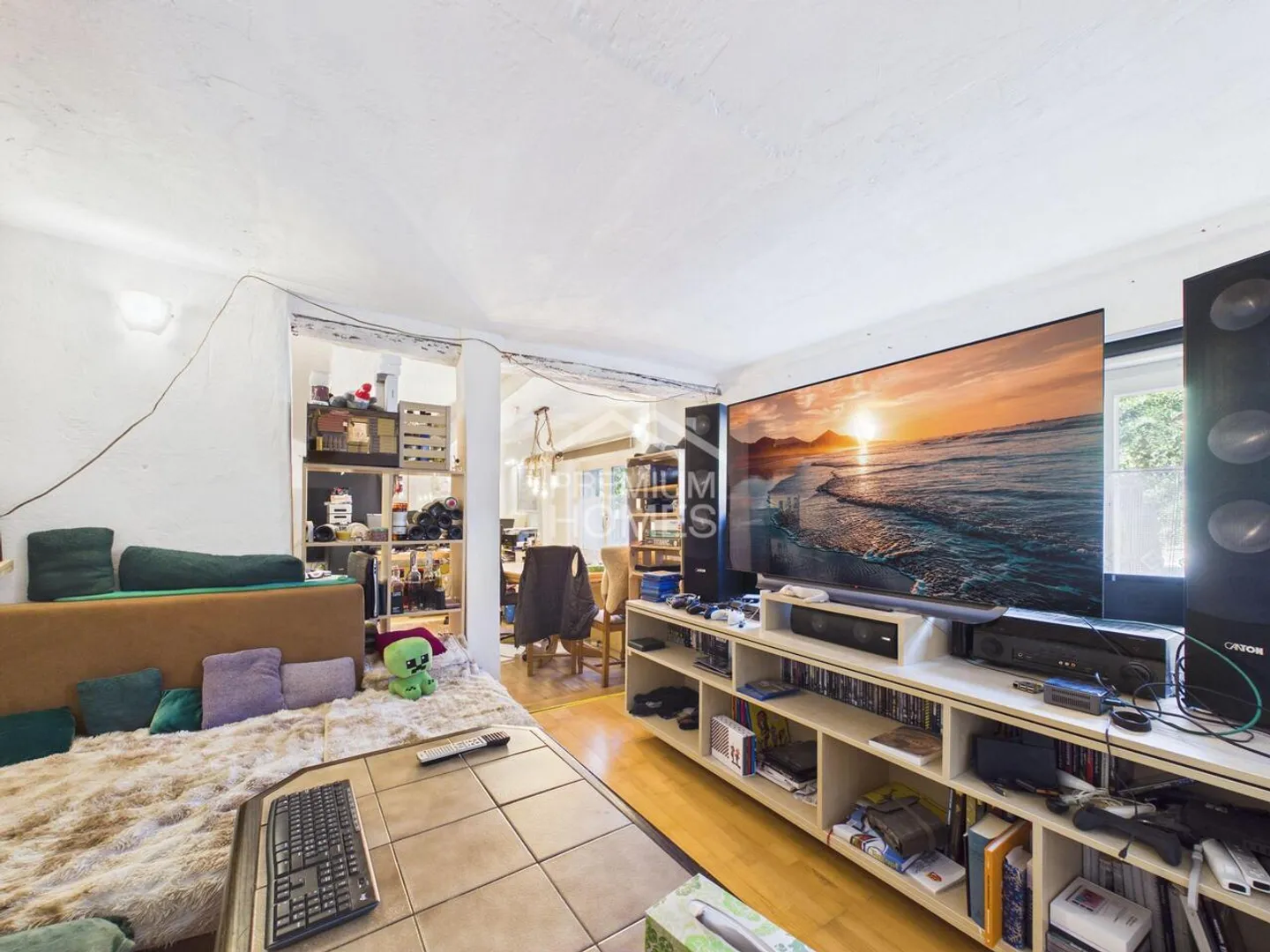 Une maison pour aujourd'hui et avec un potentiel pour demain - Photo 2 sur 10