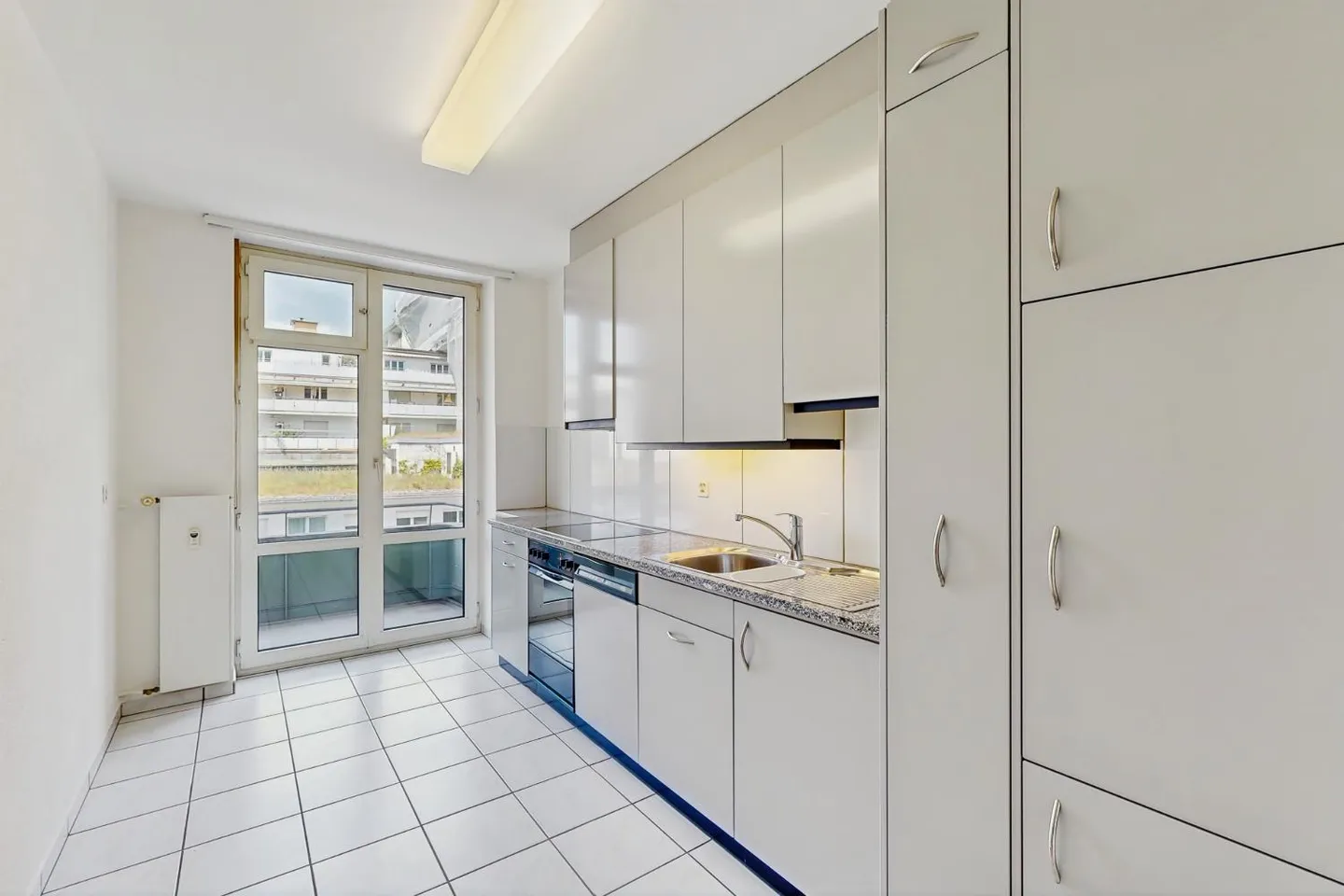 Tellement d'espace au cœur de Bâle - 150m2 à Claraplatz - Photo 3 sur 10