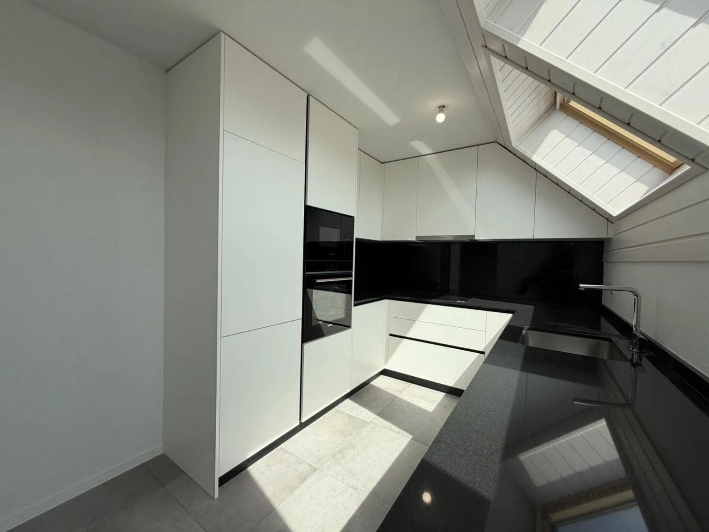 Appartamento 4.5 camere - Foto 2 di 10