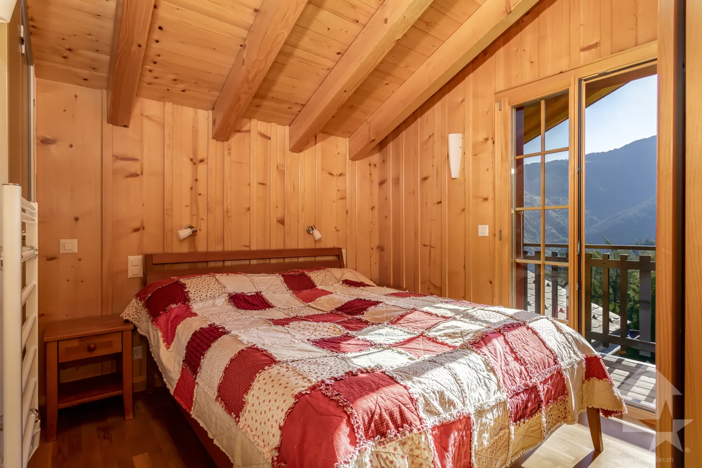 Magnificent B&B with 6 double rooms, 280 m2, jacuzzi, view and sun - Photo 10 of 40