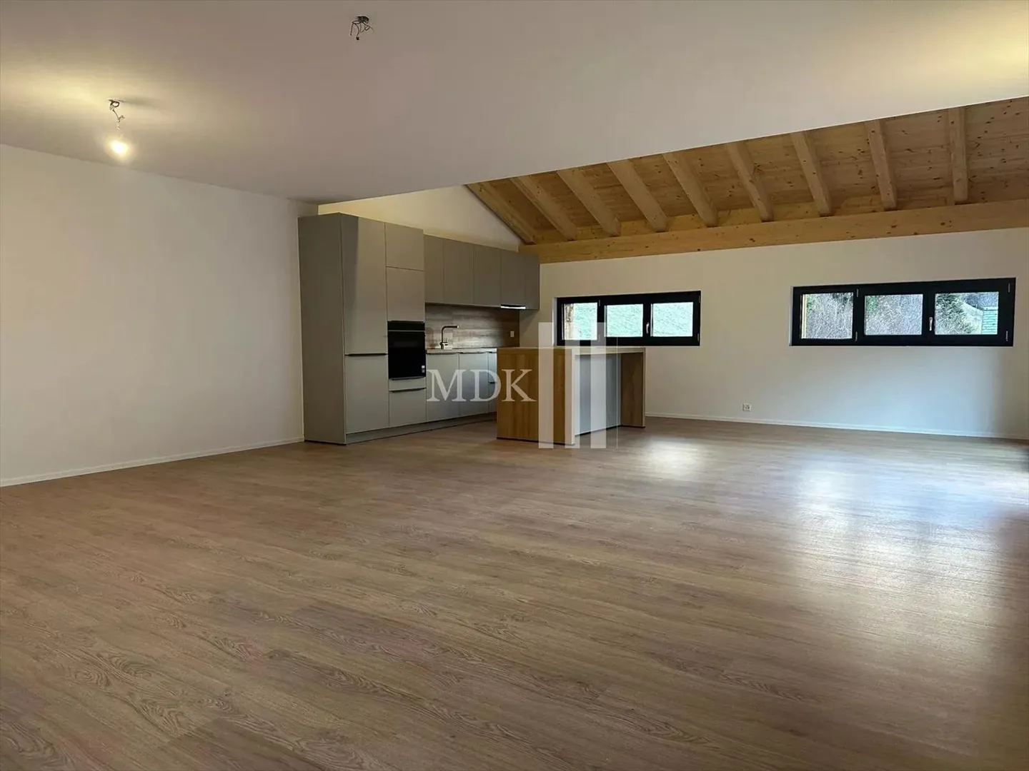 Condo à vendre à Val-d'Illiez, Suisse - Photo 2 sur 13