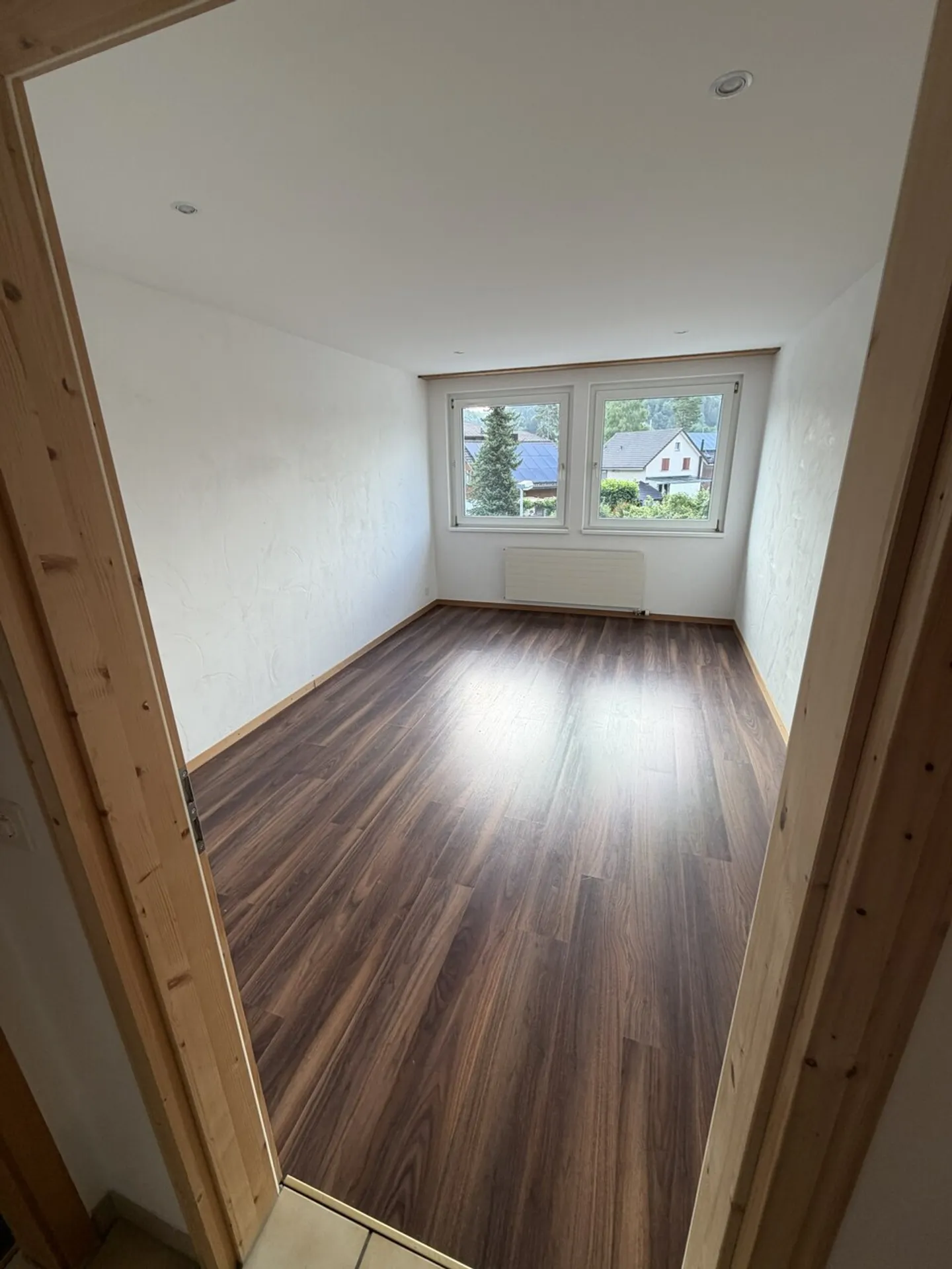 Geräumige Wohnung mit Terrasse - Foto 8 von 12