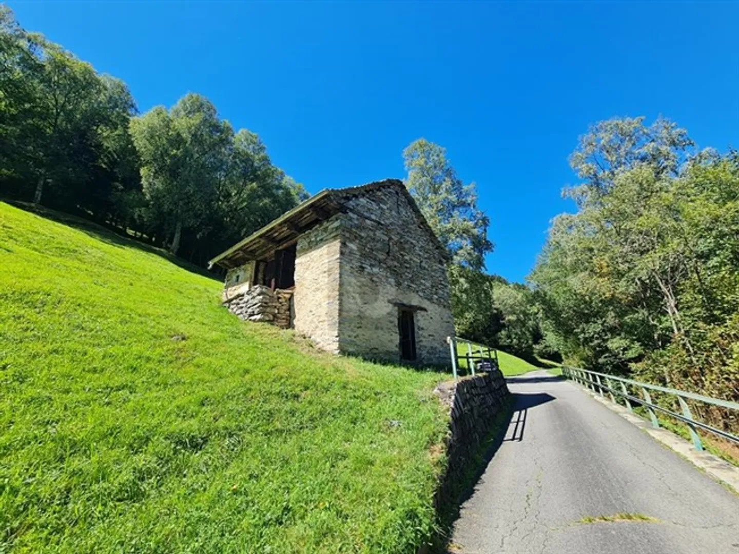 Rustikales Haus mit Aussicht - Foto 2 von 6