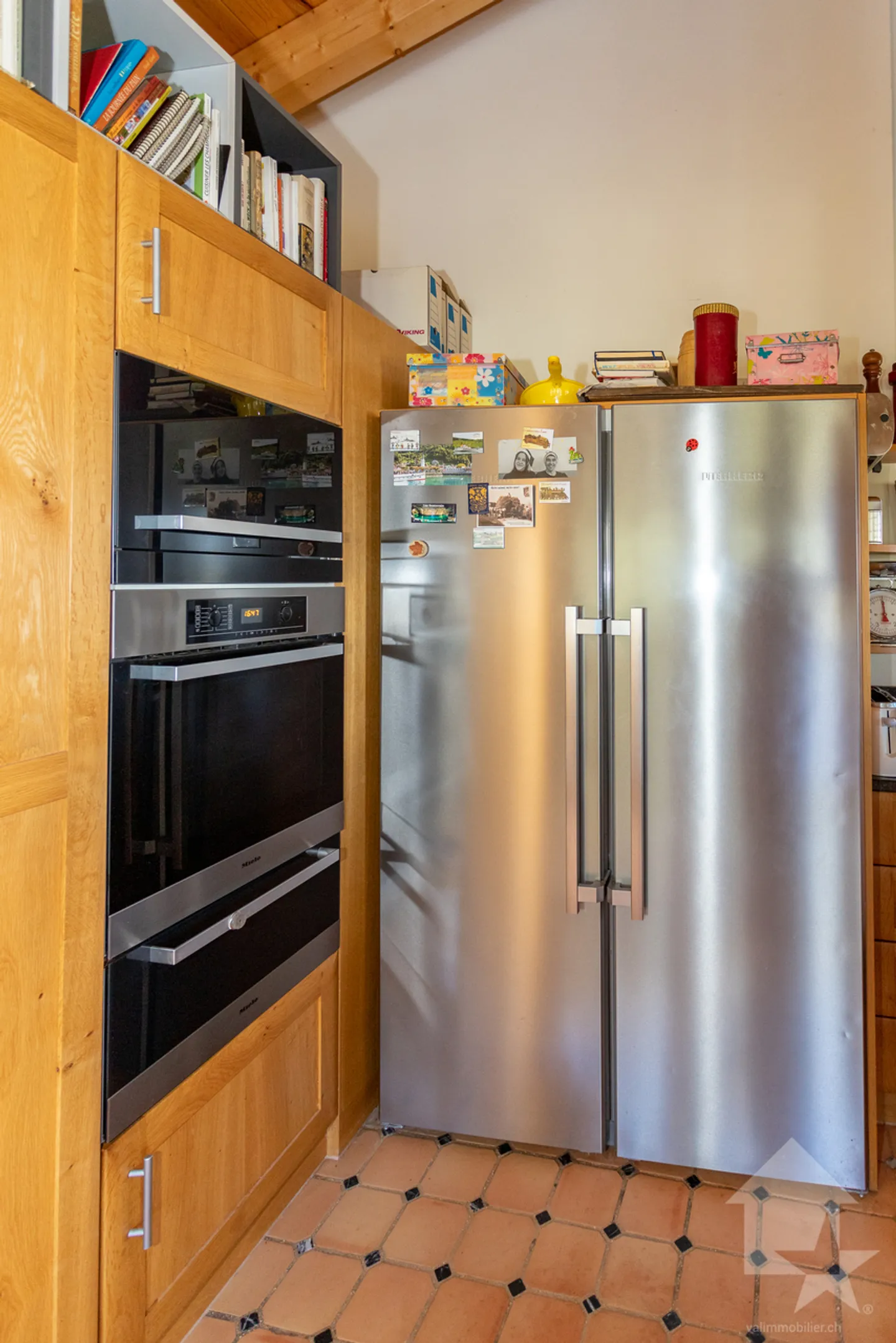 Magnificent B&B with 6 double rooms, 280 m2, jacuzzi, view and sun - Photo 21 of 40