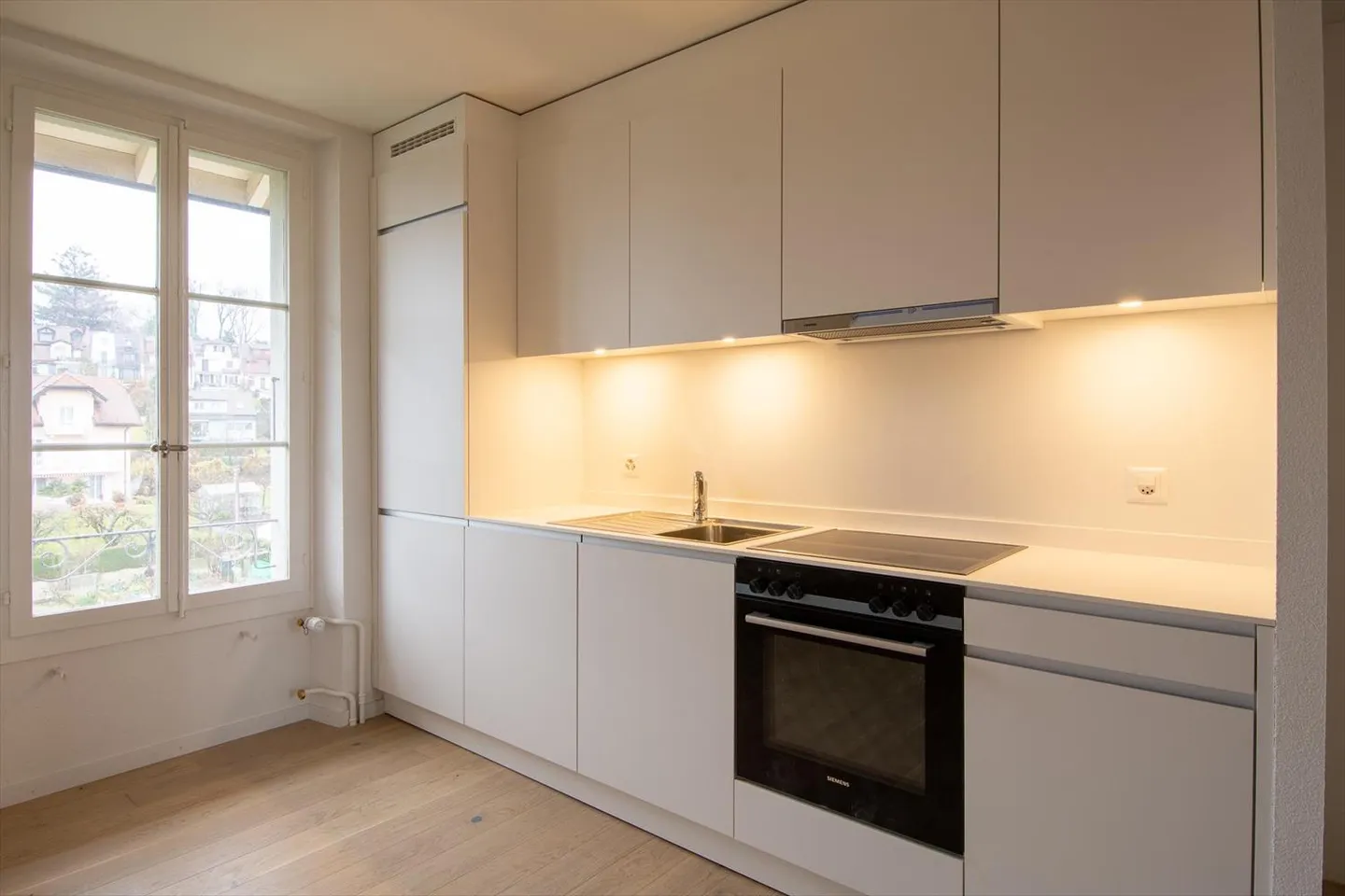 3.5 Room Apartment - Photo 2 of 7