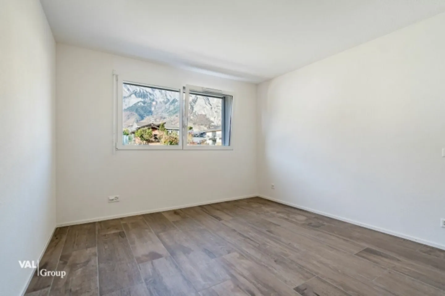 «2.5 pièces moderne et lumineux avec balcon, idéal pour un premier achat» - Photo 3 sur 9