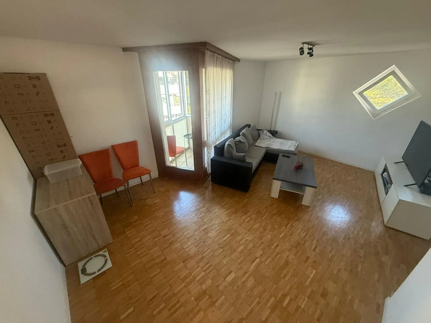 Helle und gemütliche 2-Zimmerwohnung mit Balkon - Foto 2 von 7