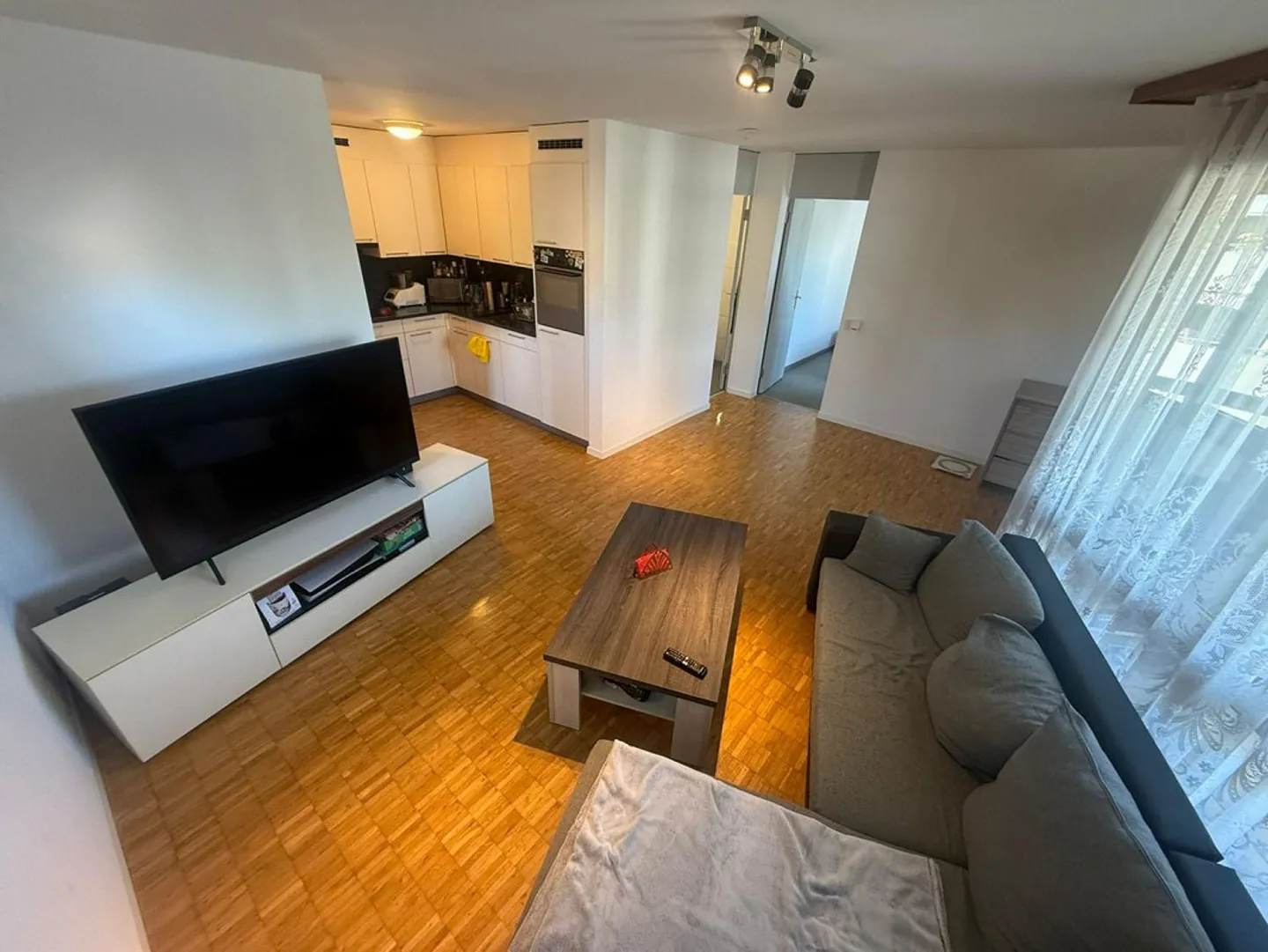 Helle und gemütliche 2-Zimmerwohnung mit Balkon - Foto 3 von 7
