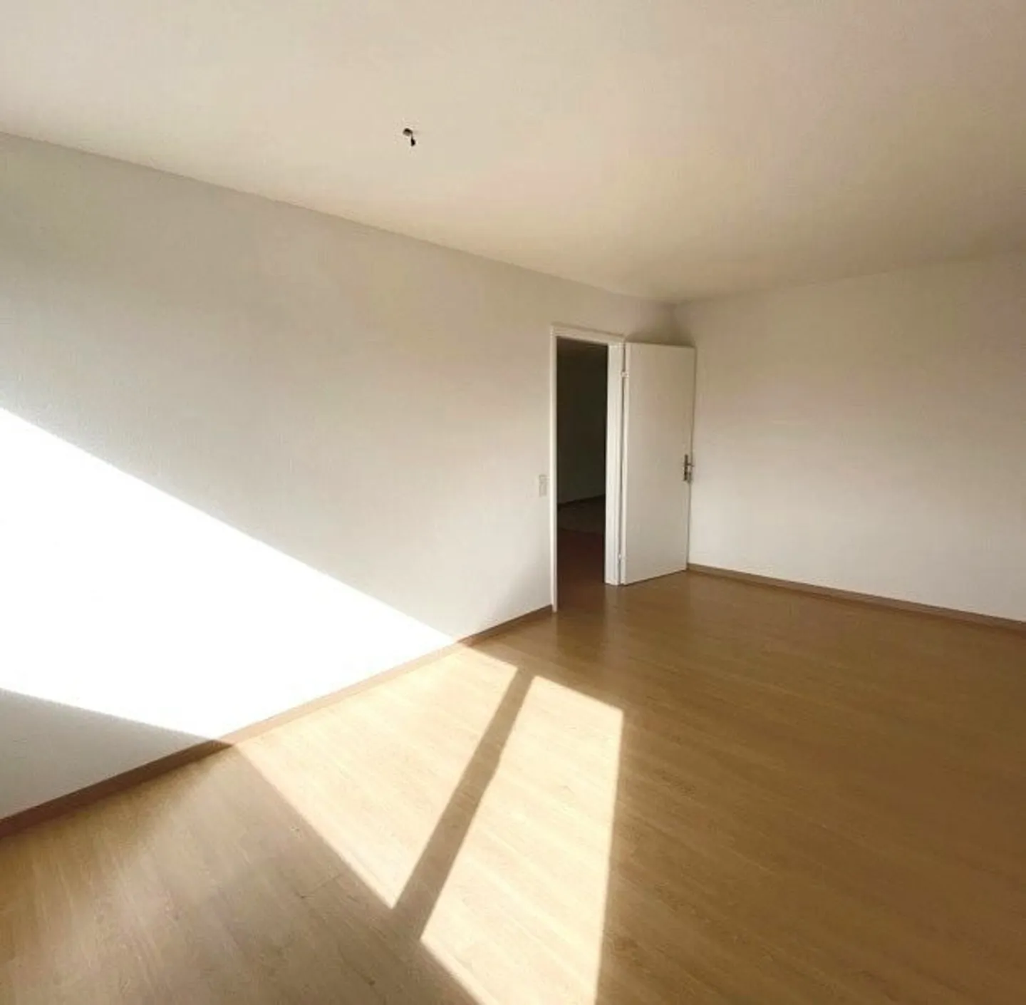 Appartement 2.5 pièces - Photo 7 sur 8