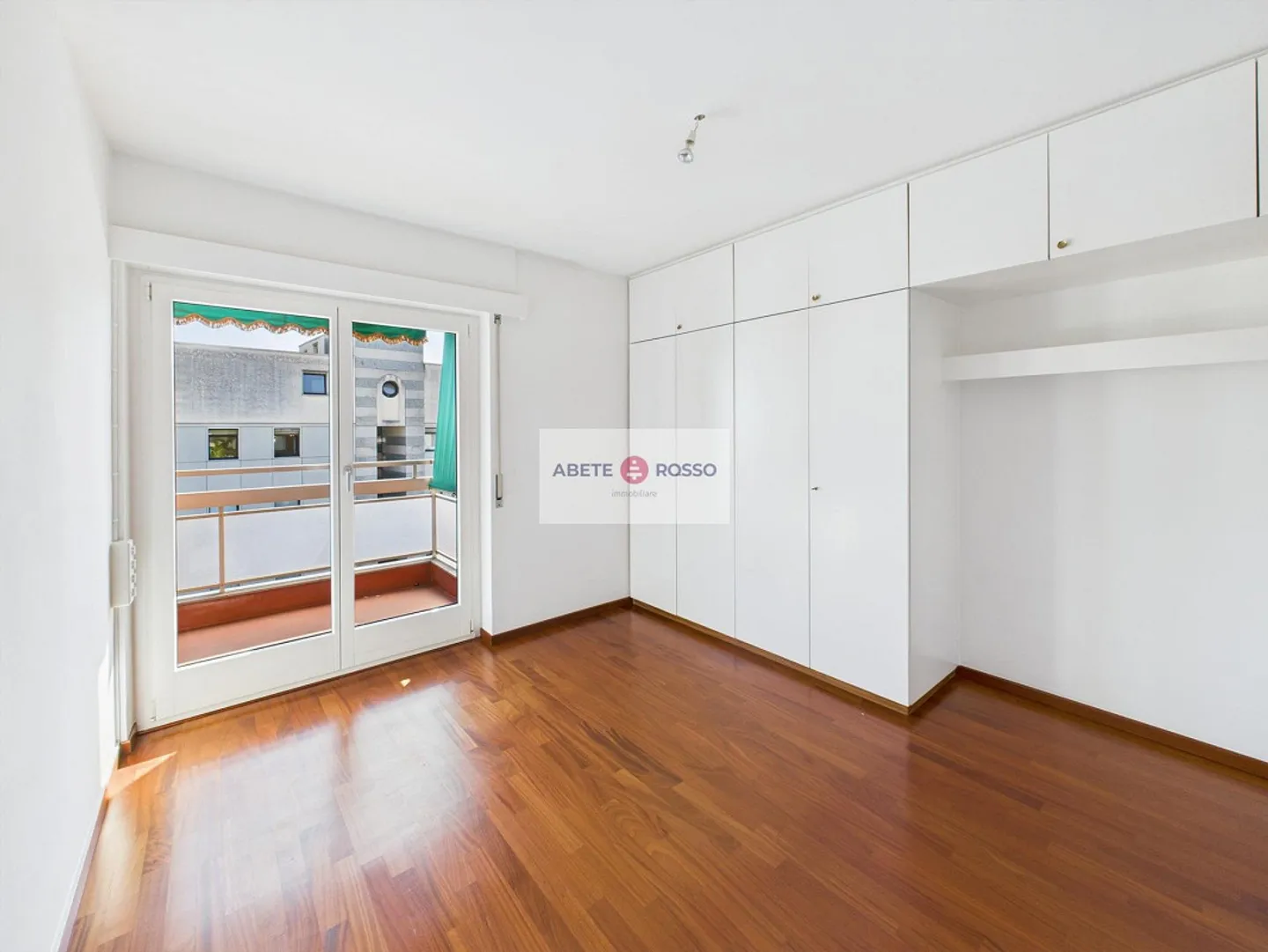 Penthouse, Panoramaterrasse, in der Nähe des FFS-Bahnhofs und des Zentrums von Lugano. - Foto 14 von 25