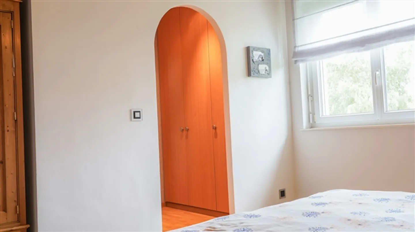 Magnificent Luxury Single-Family Home in Lausanne - Photo 11 of 16