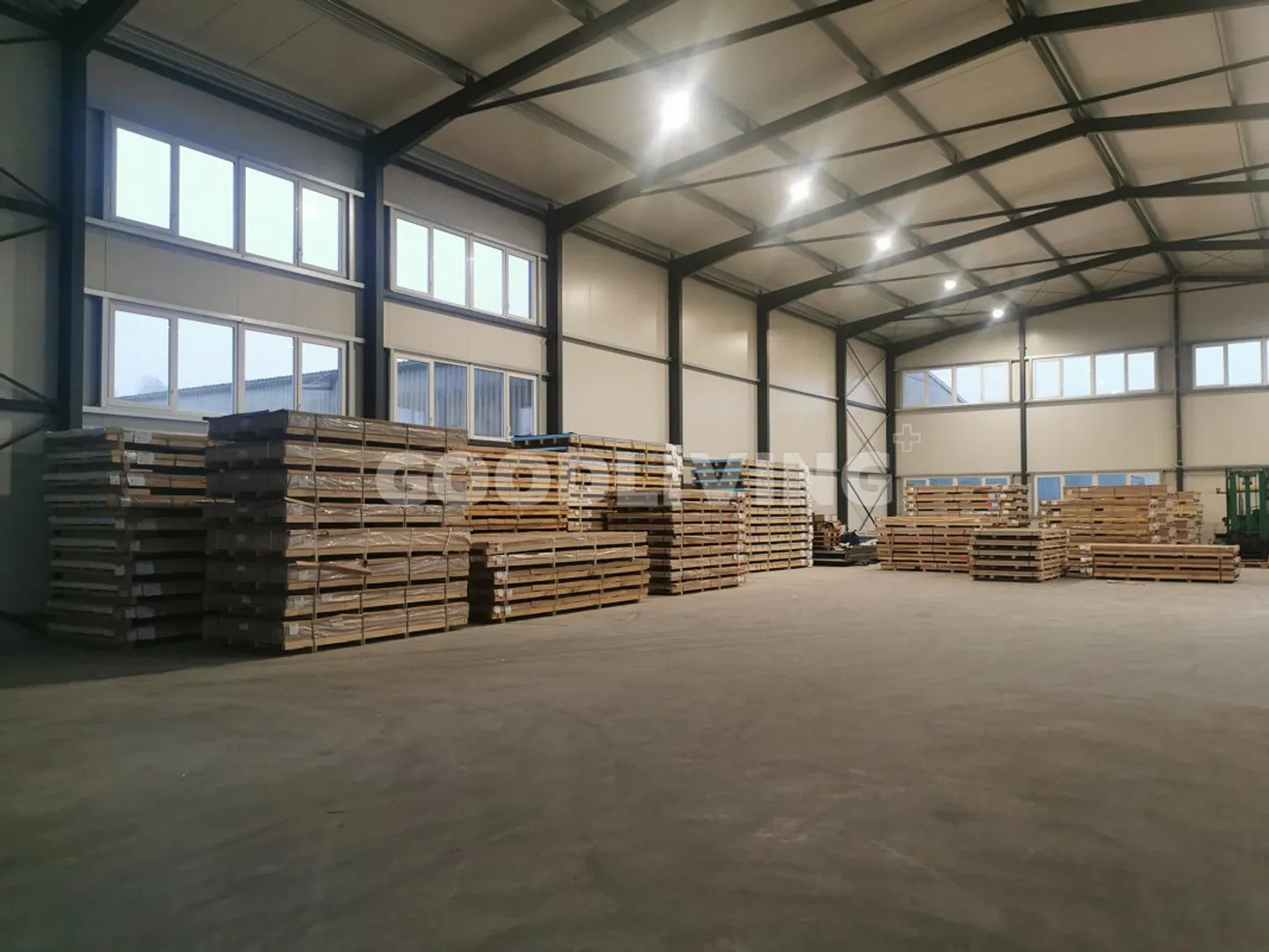 Nouvelle halle spacieuse cherche locataire ! - Photo 4 sur 4